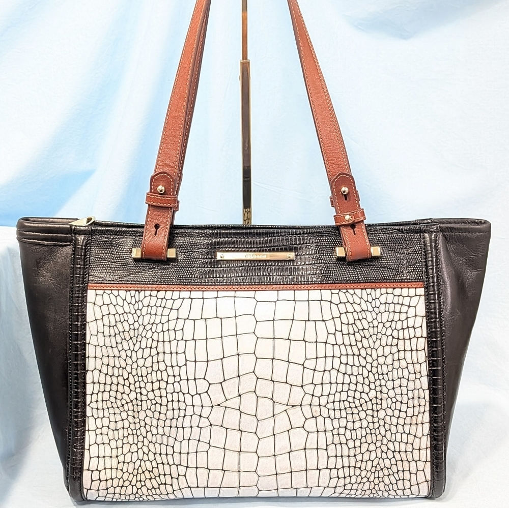 EUC Brahmin Medium Arno in Beige Estero